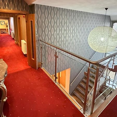 غريت بيركهام The Kings Head Country Hotel المظهر الخارجي الصورة