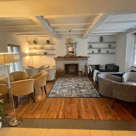 غريت بيركهام The Kings Head Country Hotel المظهر الخارجي الصورة